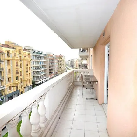 Palais Des Domes Piscine Et Parking