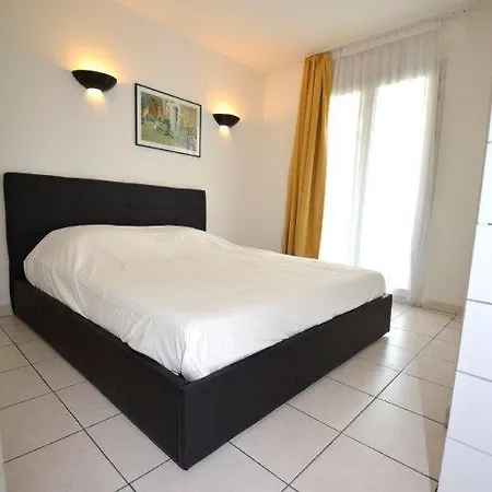 Palais Des Domes Piscine Et Parking דירה